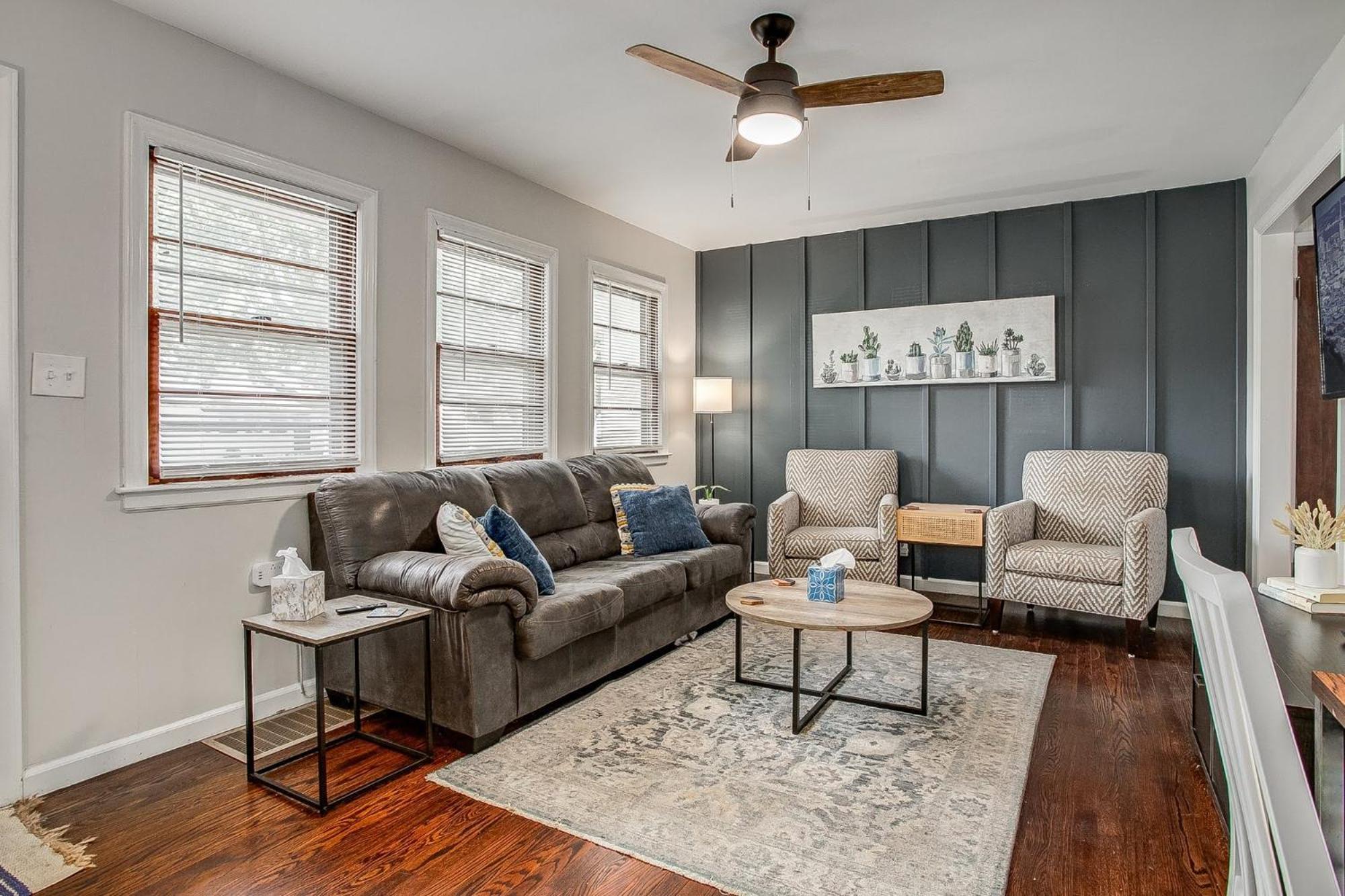 Chic Home With Huge Grassy Yard 7 Mins To Arrowhead Stadium Independence Eksteriør bilde