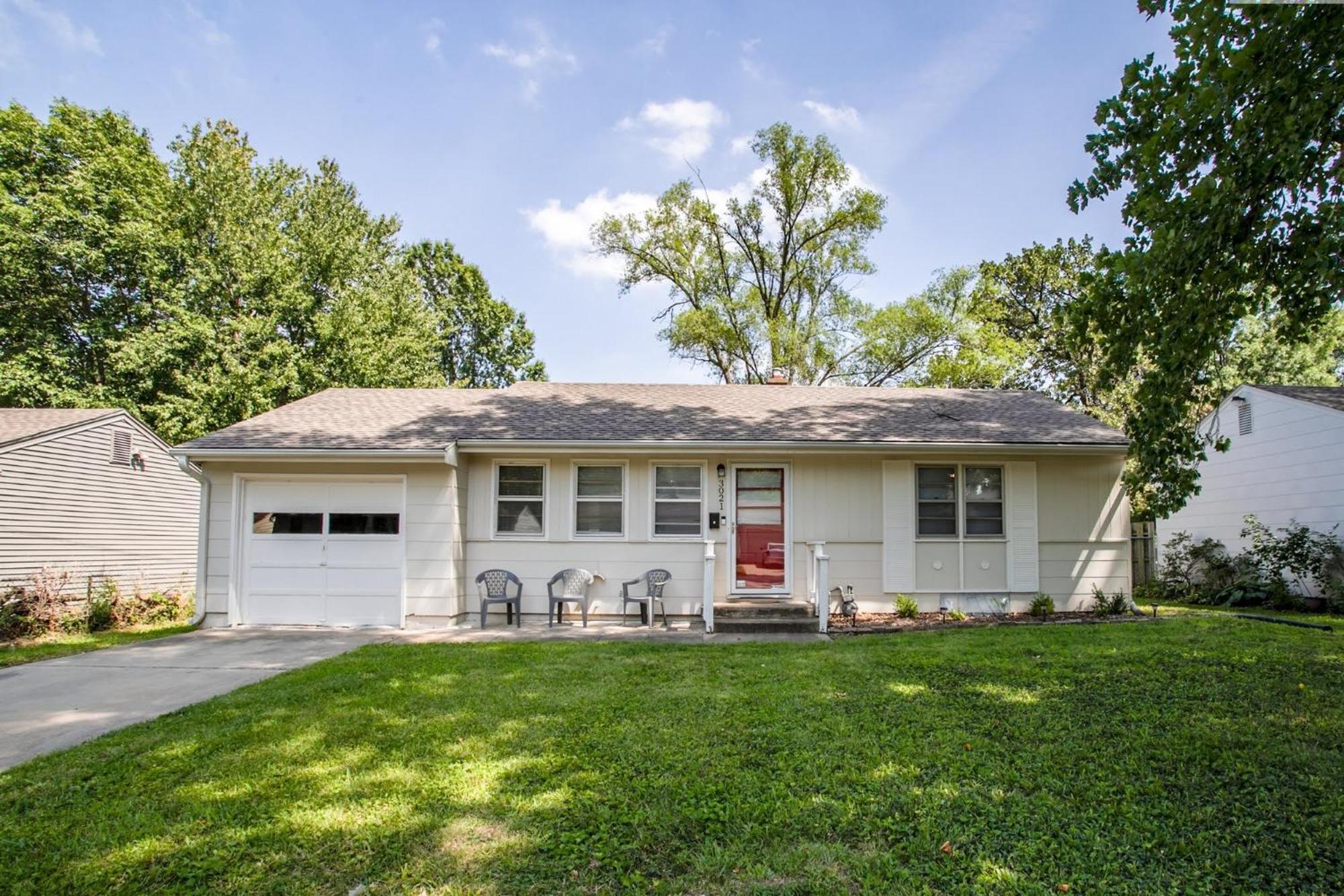 Chic Home With Huge Grassy Yard 7 Mins To Arrowhead Stadium Independence Eksteriør bilde